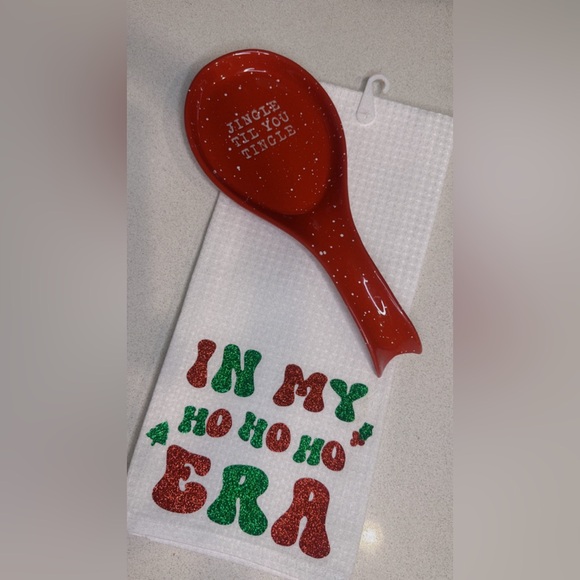 Holiday Kitchen Decor - Kitchen Towels - Picture 3 of 7